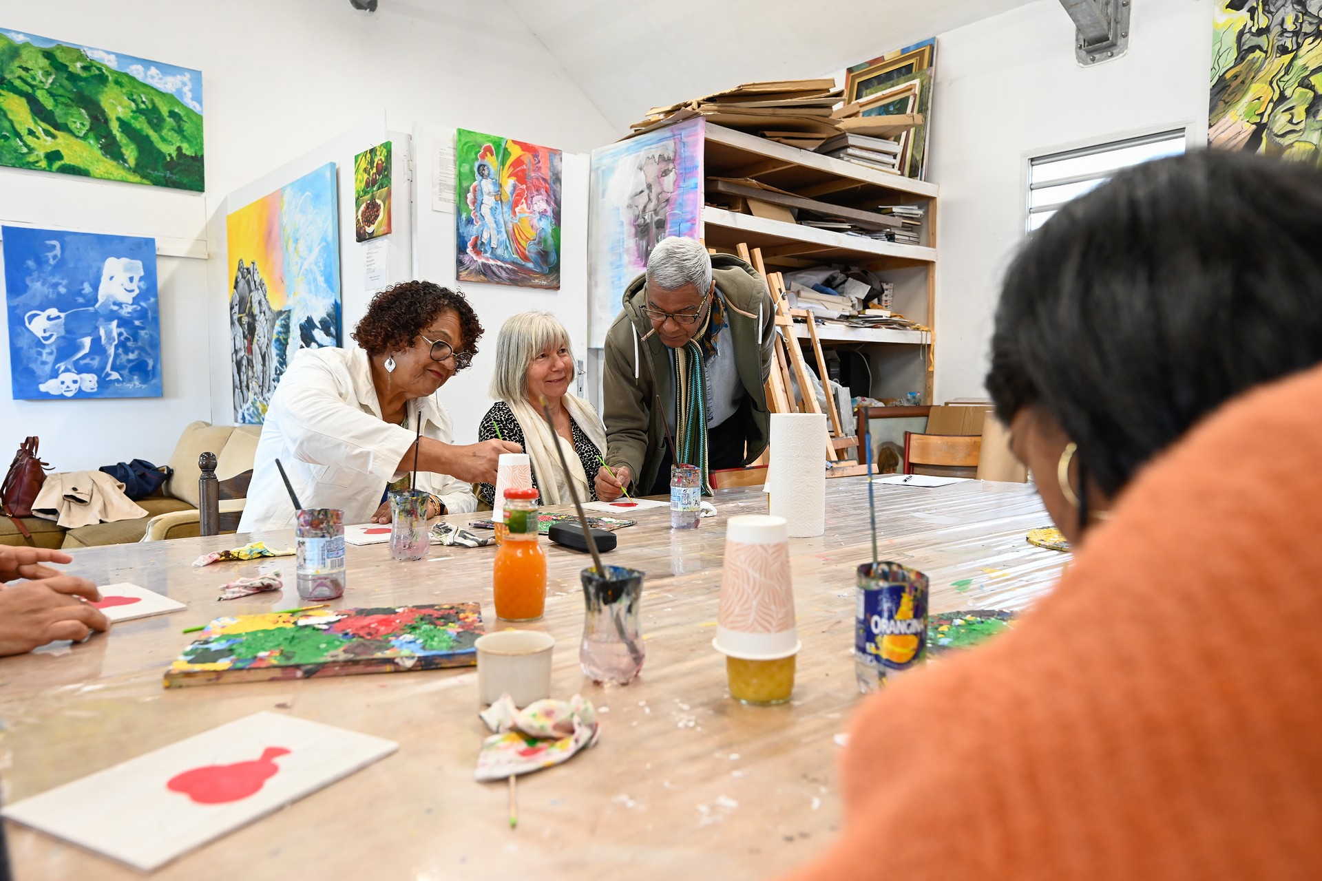 Atelier de peinture avec Louis Boyer à La Plaine-des-Palmistes