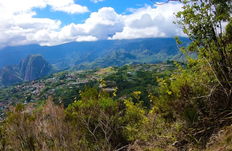 Rando la fenêtre à Salazie