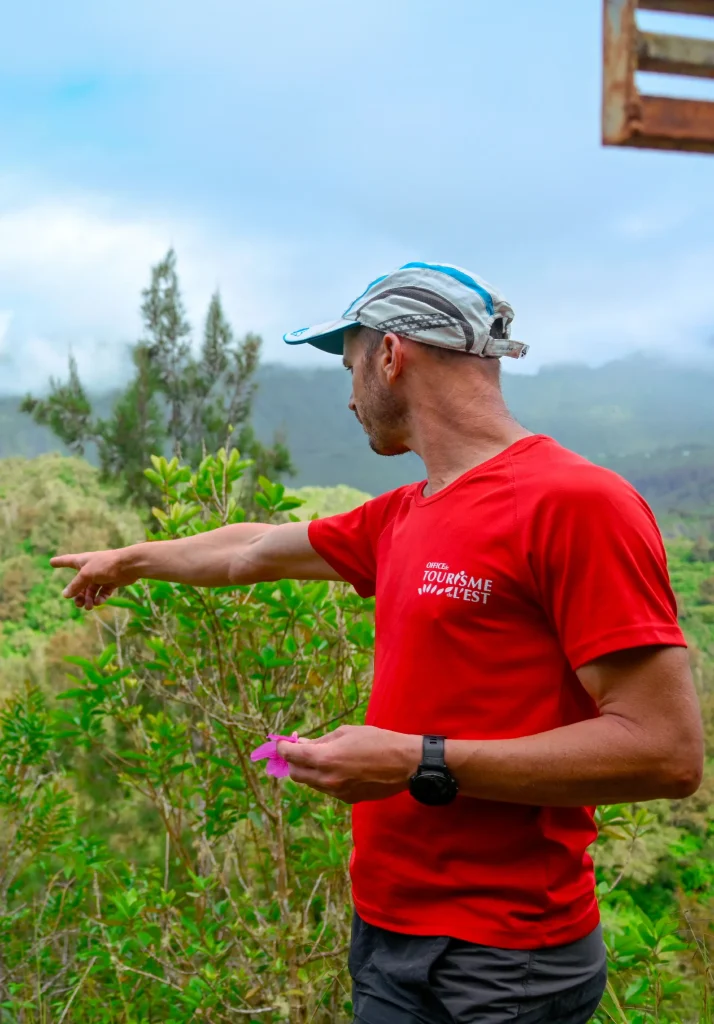 Guide de l'Office de Tourisme à Salazie, 4 astuces pour devenir un randonneur écoresponsable.