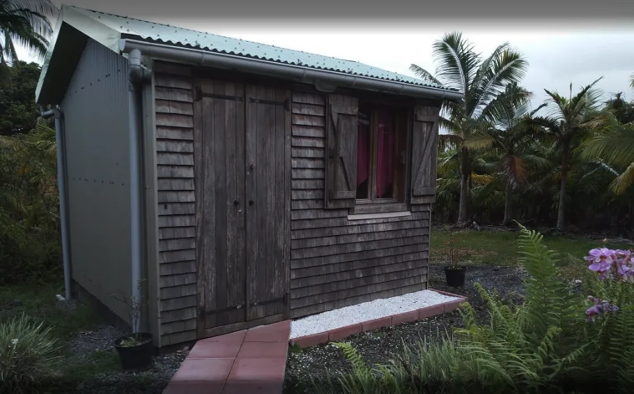 Creole hut in the Bois de Joli coeur campsite in Saint-Benoît, Our top 3 unusual accommodations in eastern Reunion
