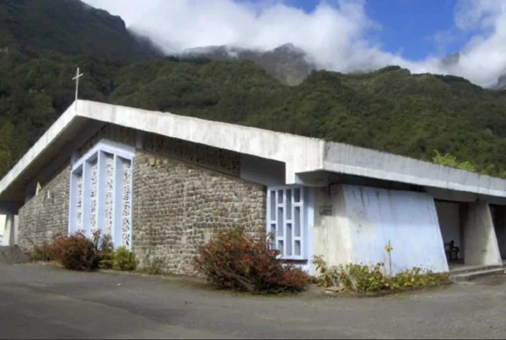 Kirche von Hell-Bourg in Salazie. 10 Kirchen im Osten von Réunion zu besuchen.