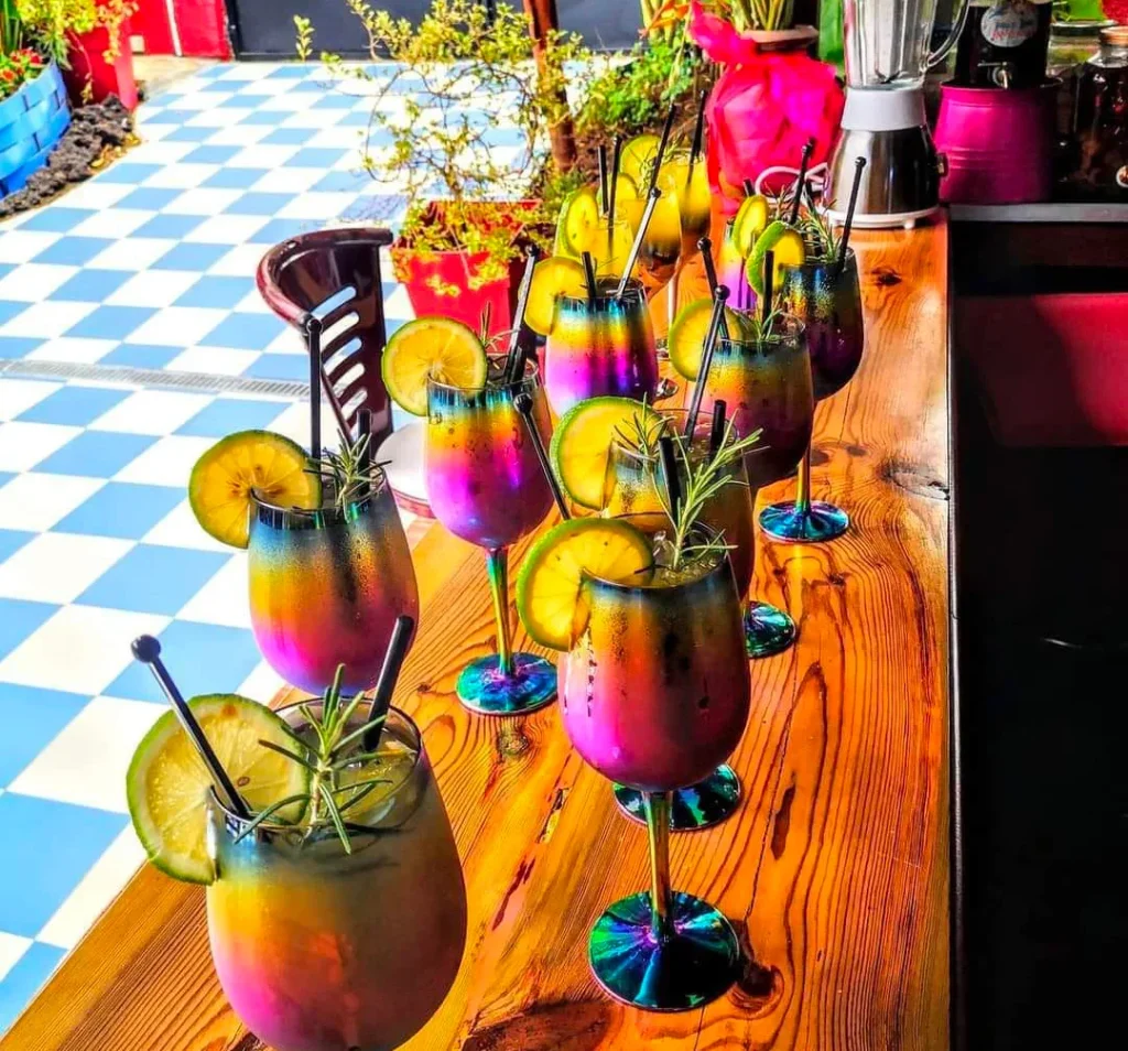 Cocktails in der Lodge d’Eden in Bras-Panon
