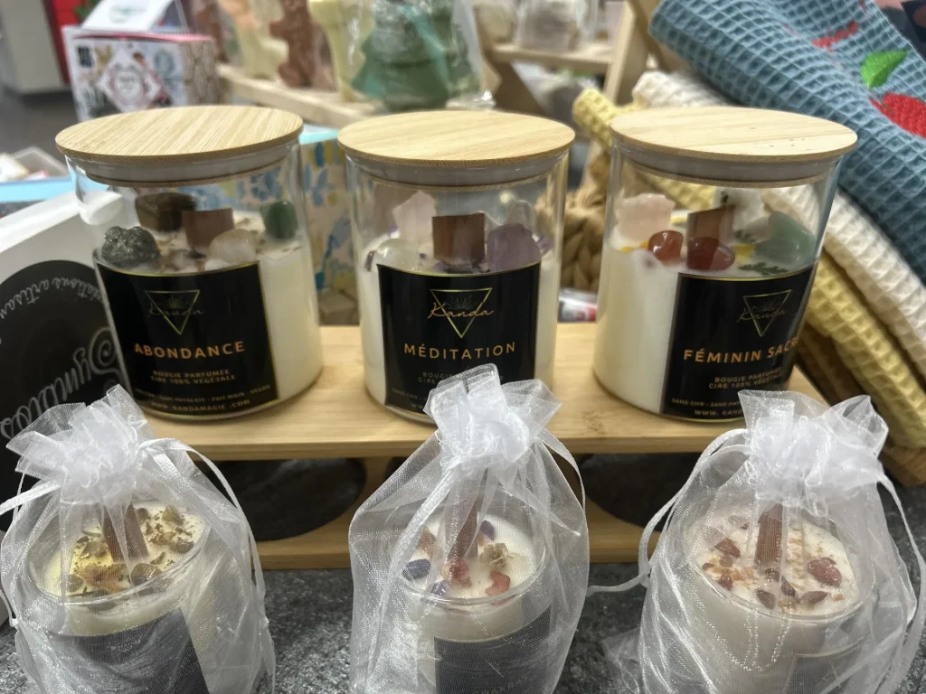 Candles with Kanda gemstones