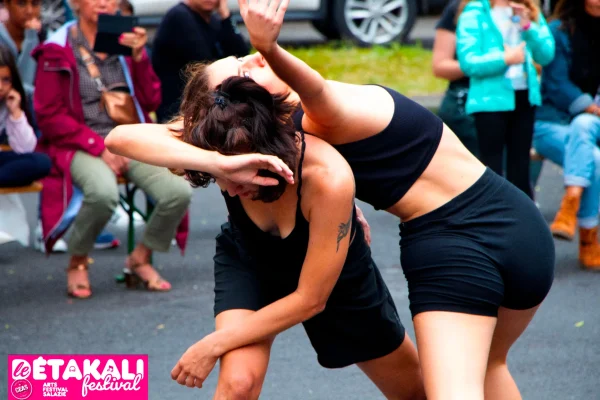 Tänzer während des Détakali-Festivals in Salazie.